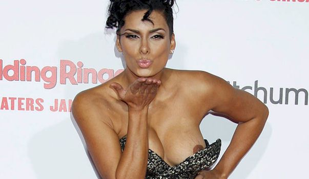 Laura Govan's Tit Popped Out of Her Dress! - The Nip Slip