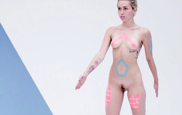 Miley Cyrus Nude Outtakes from Paper Magazine Spread! â€“ The ...