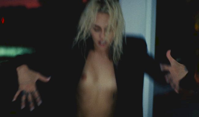 Pornhub Miley Cyrus Nude Photo Shoot - Miley Cyrus - The Nip Slip