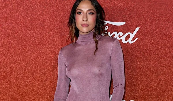 Braless Celebrities in See Through Outfits - Page 2 - The Nip Slip