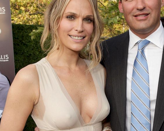 Molly Sims Pokies At The 10th Annual Chrysalis Butterfly Ball The Nip Slip
