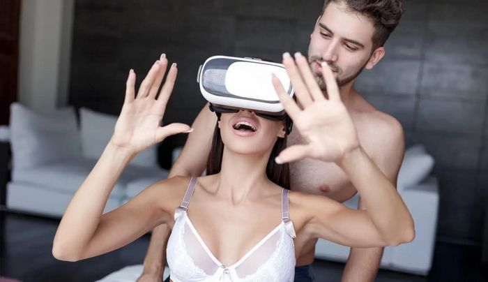 700px x 404px - How Porn Makers Became the Pioneers of VR Technology - The Nip Slip