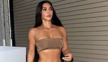 Kim Kardashian midriff