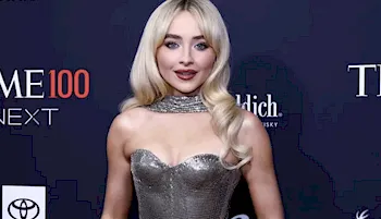 Sabrina Carpenter Glamorous in a Silver Dress!