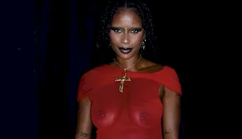 IAMDDB See Through to Nipples and Underwear!