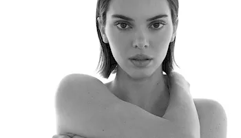 Kendall Jenner arm bra