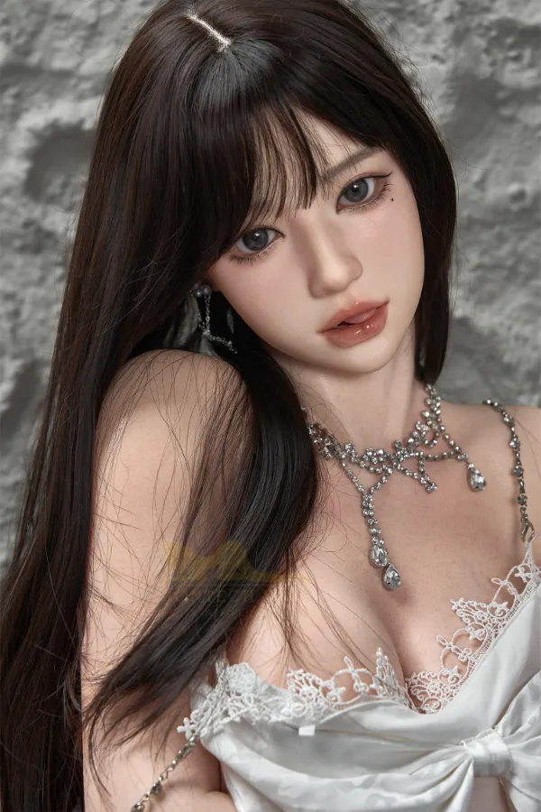 pretty sex doll