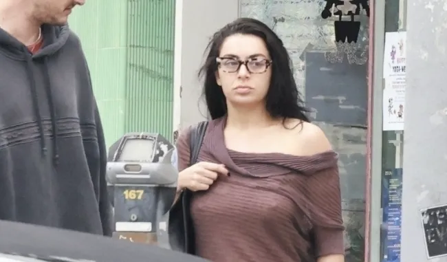 Charli XCX Nipple Pokies in LA!