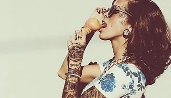 Sexy girls with tattoos