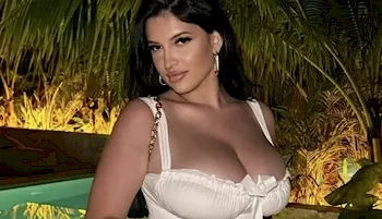 Claudia Penca big boobs