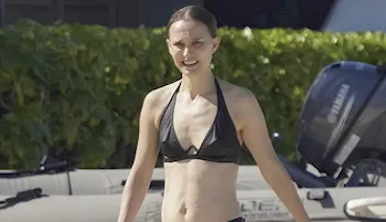 Natalie Portman in a Bikini at the Beach!